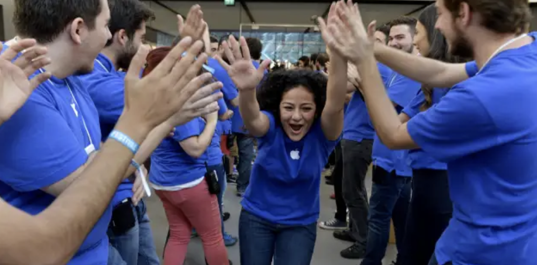 apple store union contract